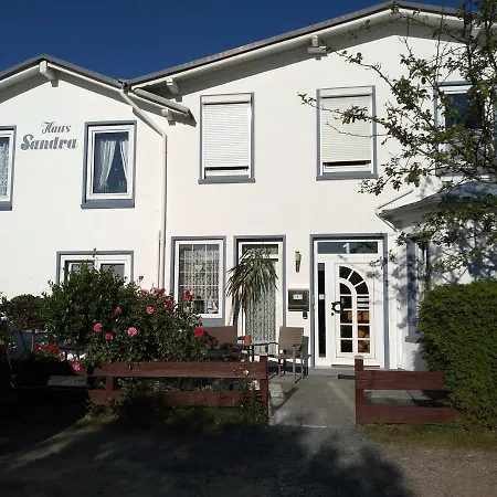 Appartement 1- Sued- Balkon - Box-bett - Ruhig Zum Garten
