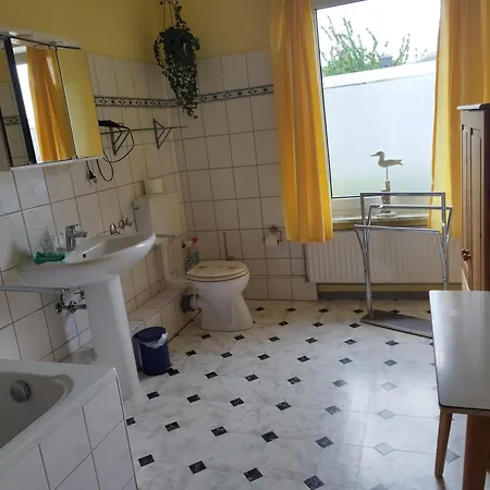 1- Sued- Balkon - Box-bett - Ruhig Zum Garten داهم